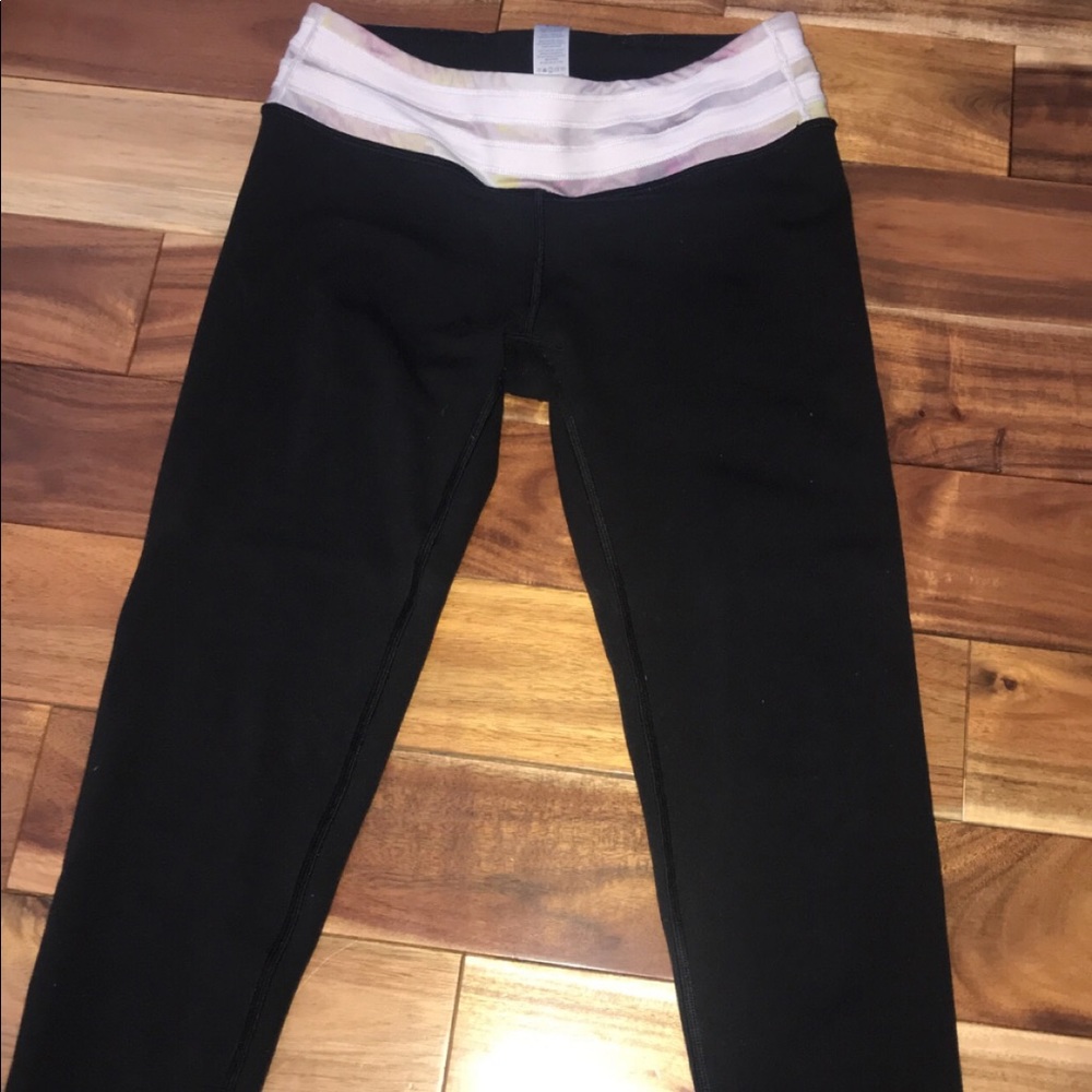 Size 12 girls ivivva leggings with waste band.